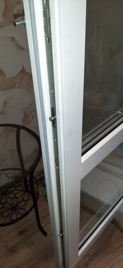 Фурнитура балконной двери в Альметьевске